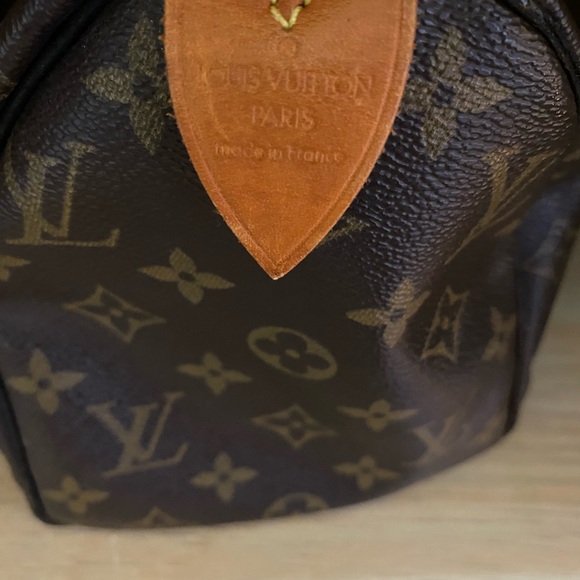 Authentic Vintage Louis Vuitton Speedy 25 - Picture 5 of 12
